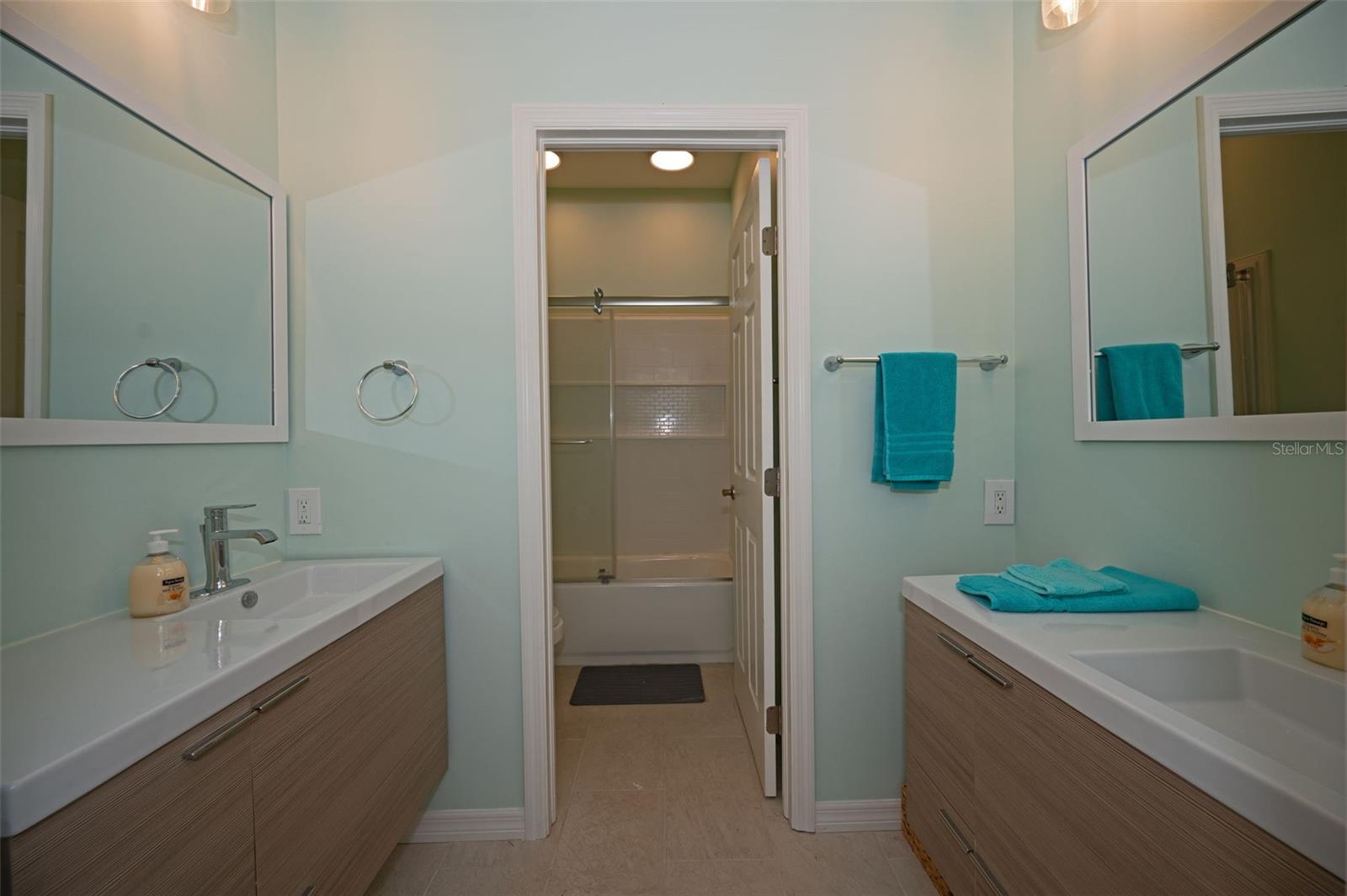 TIERRA VERDE UNIT 1 1ST REP - Residential