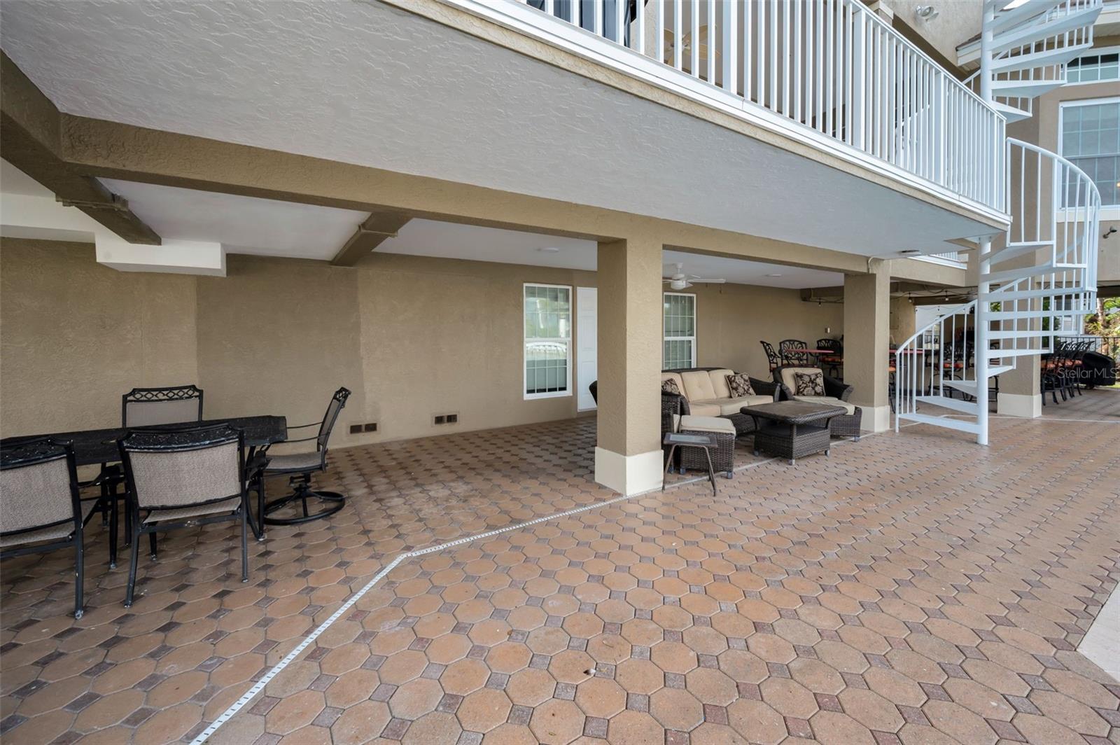 TIERRA VERDE UNIT 1 1ST REP - Residential