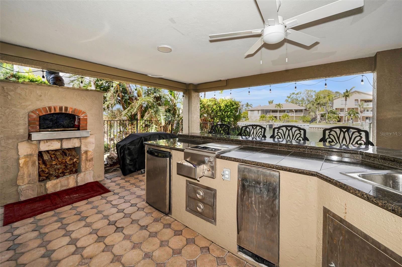 TIERRA VERDE UNIT 1 1ST REP - Residential