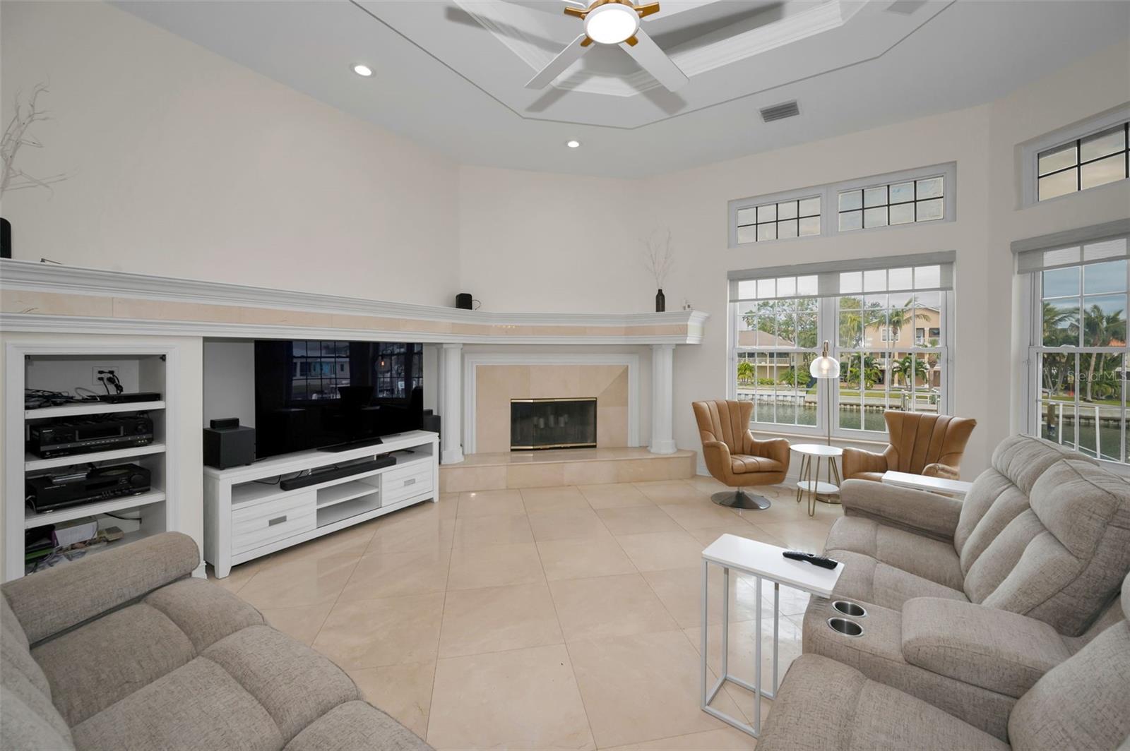 TIERRA VERDE UNIT 1 1ST REP - Residential