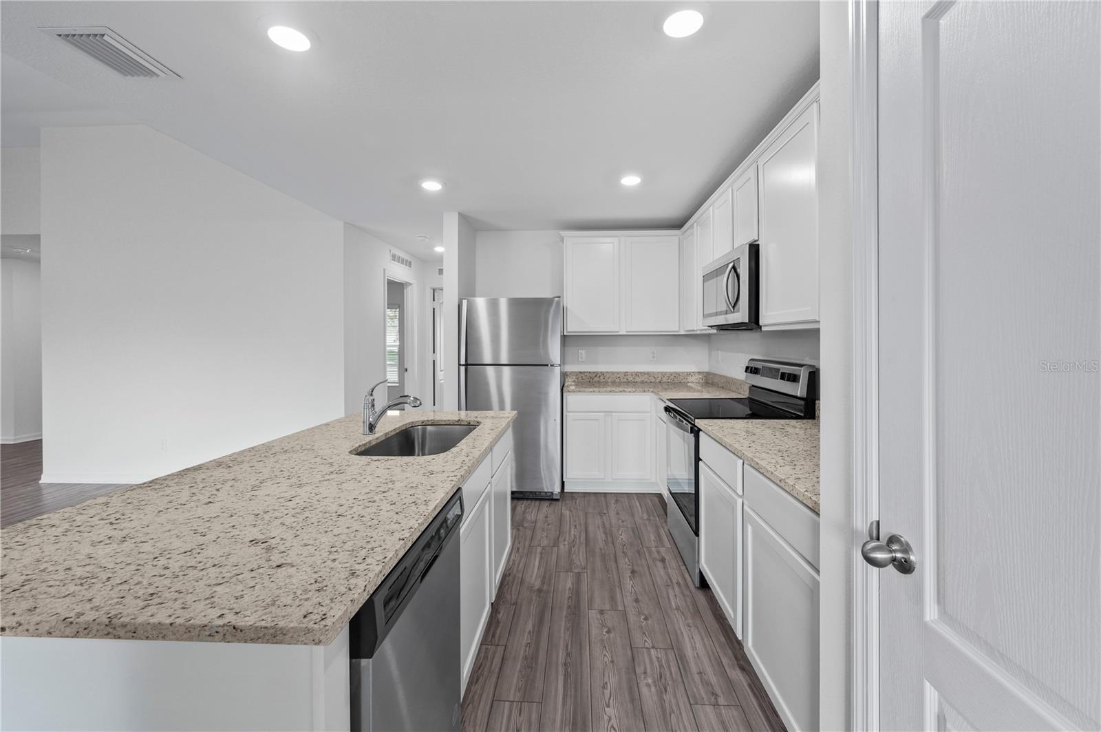 PCH 053 1795 0018 - Residential
