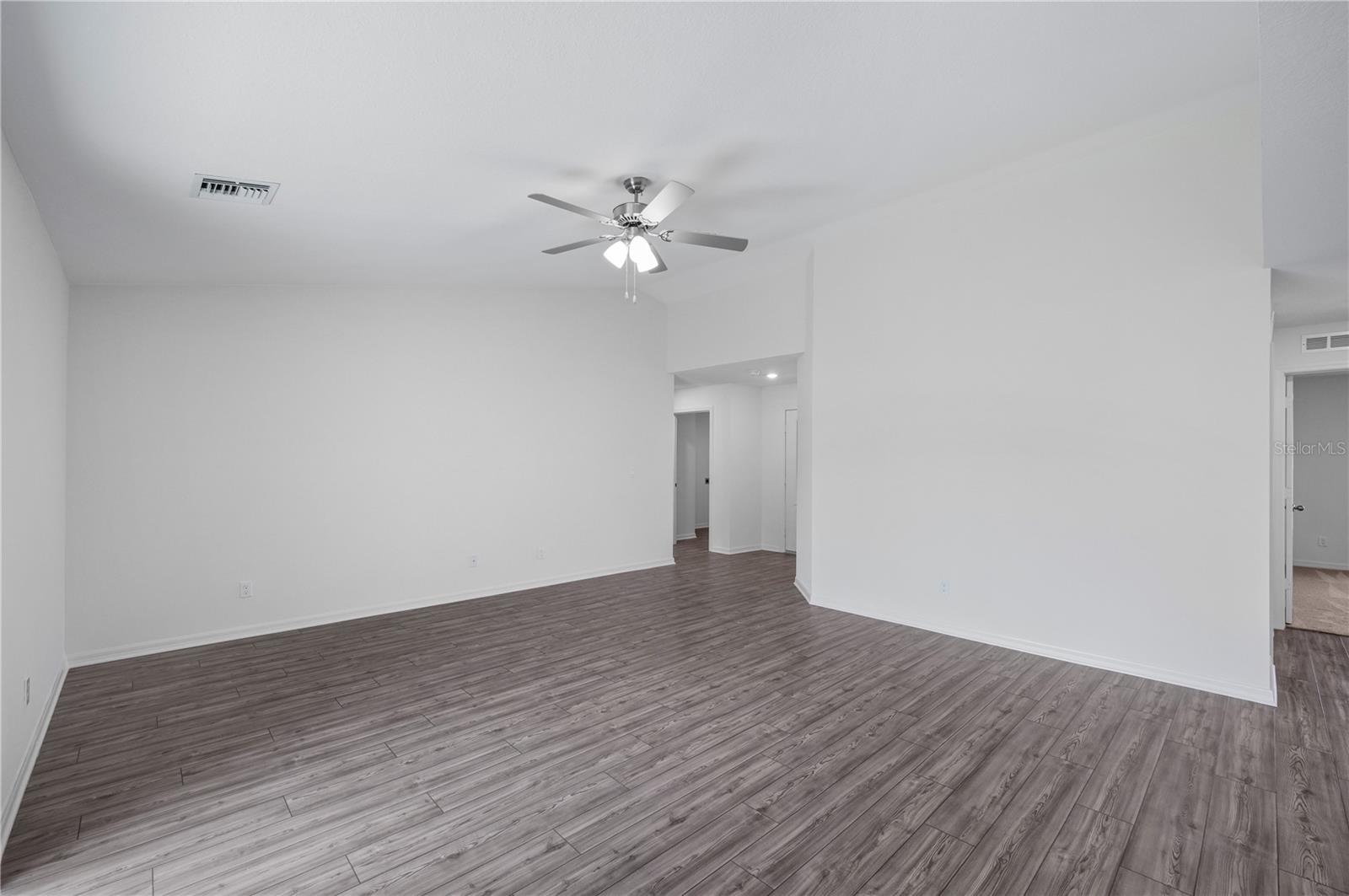 PCH 053 1795 0018 - Residential