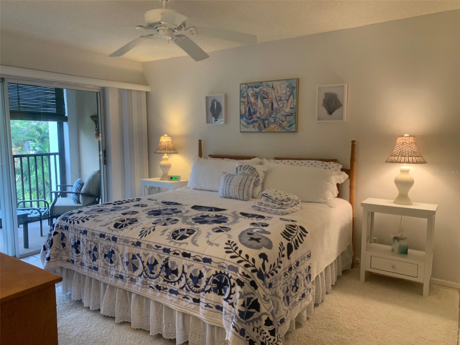 VENICE AVE CONDO - Residential Lease