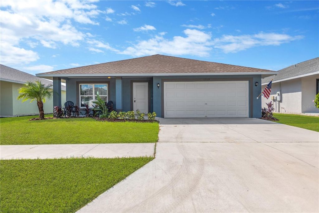Photo of 1519 9th Street SE, Ruskin, FL 33570 (MLS # TB8435822)
