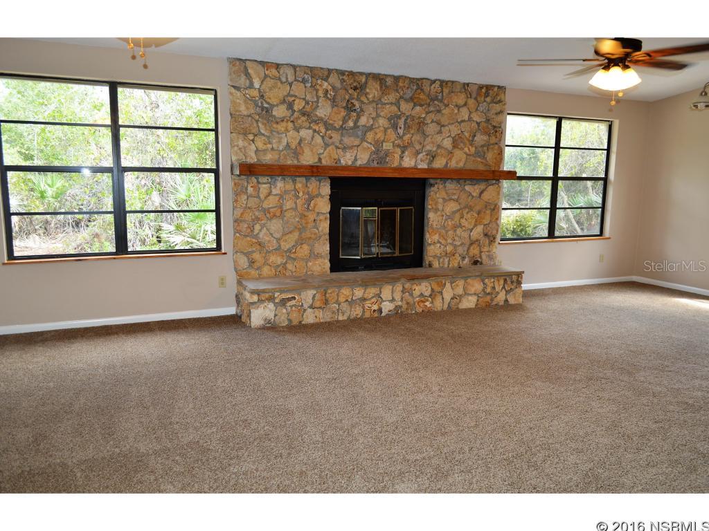 Crestwood Manor - Residential