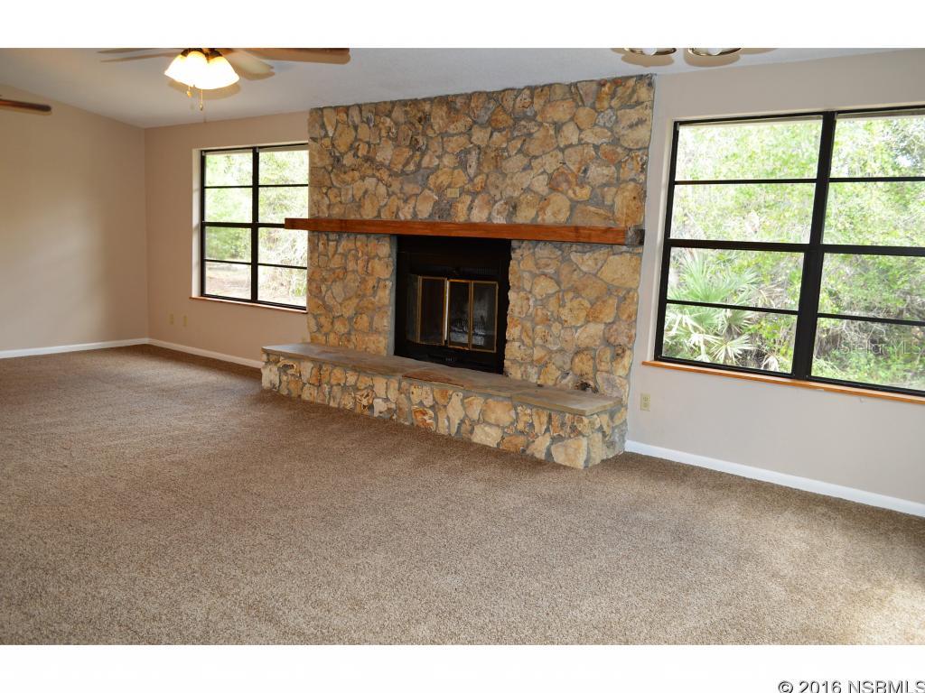 Crestwood Manor - Residential