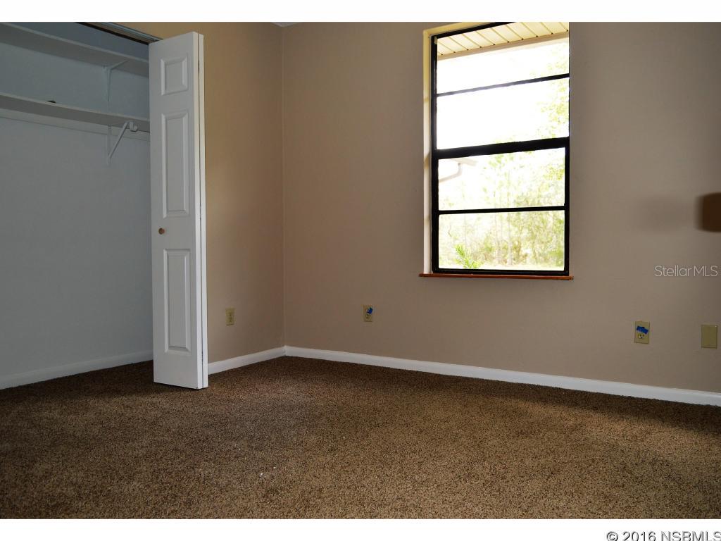 Crestwood Manor - Residential