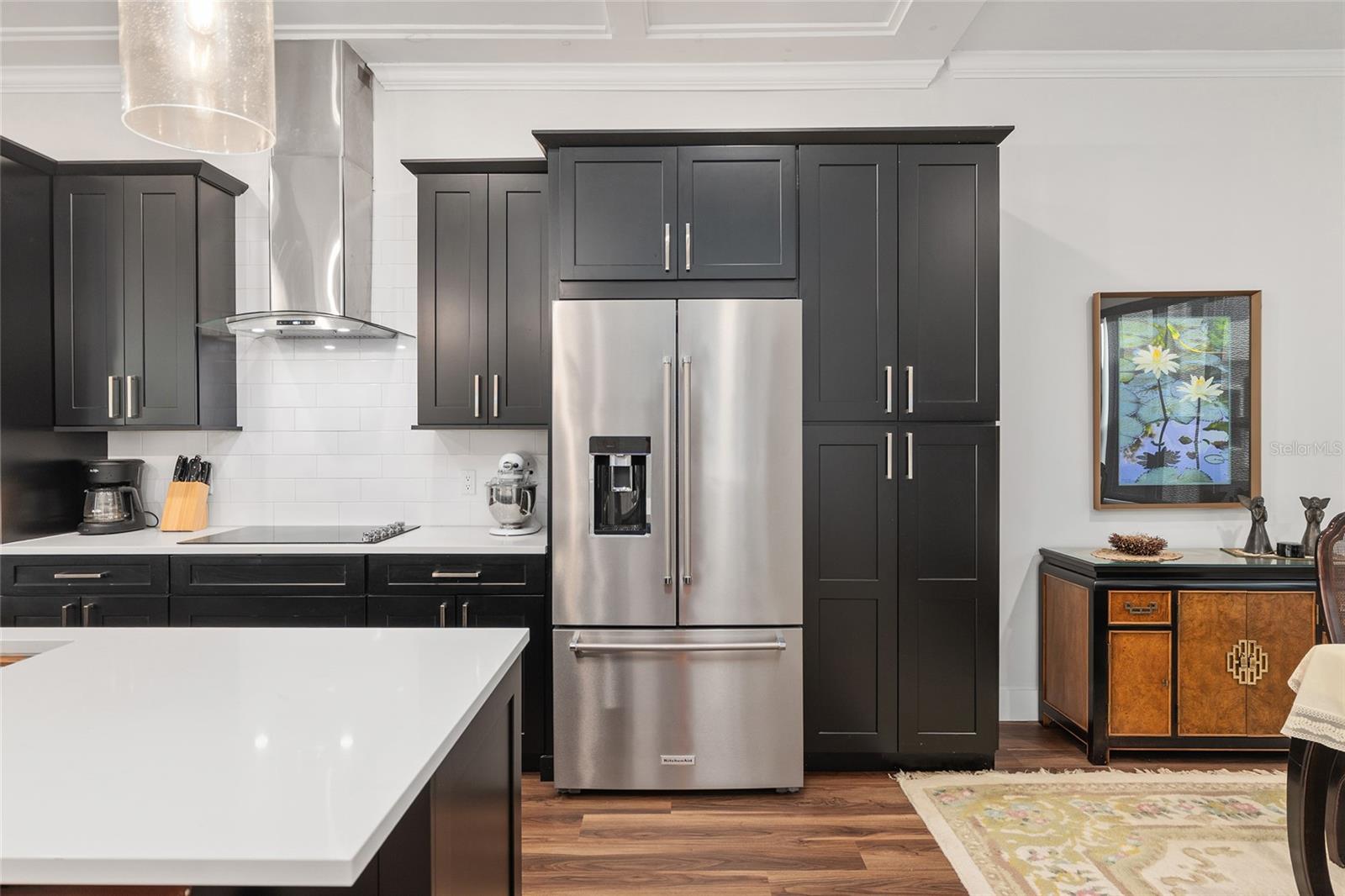 EMERSON CONDOS - Residential