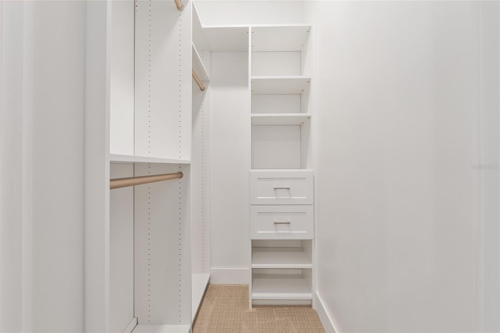 EMERSON CONDOS - Residential