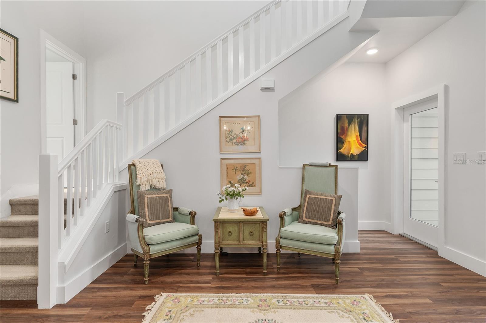 EMERSON CONDOS - Residential