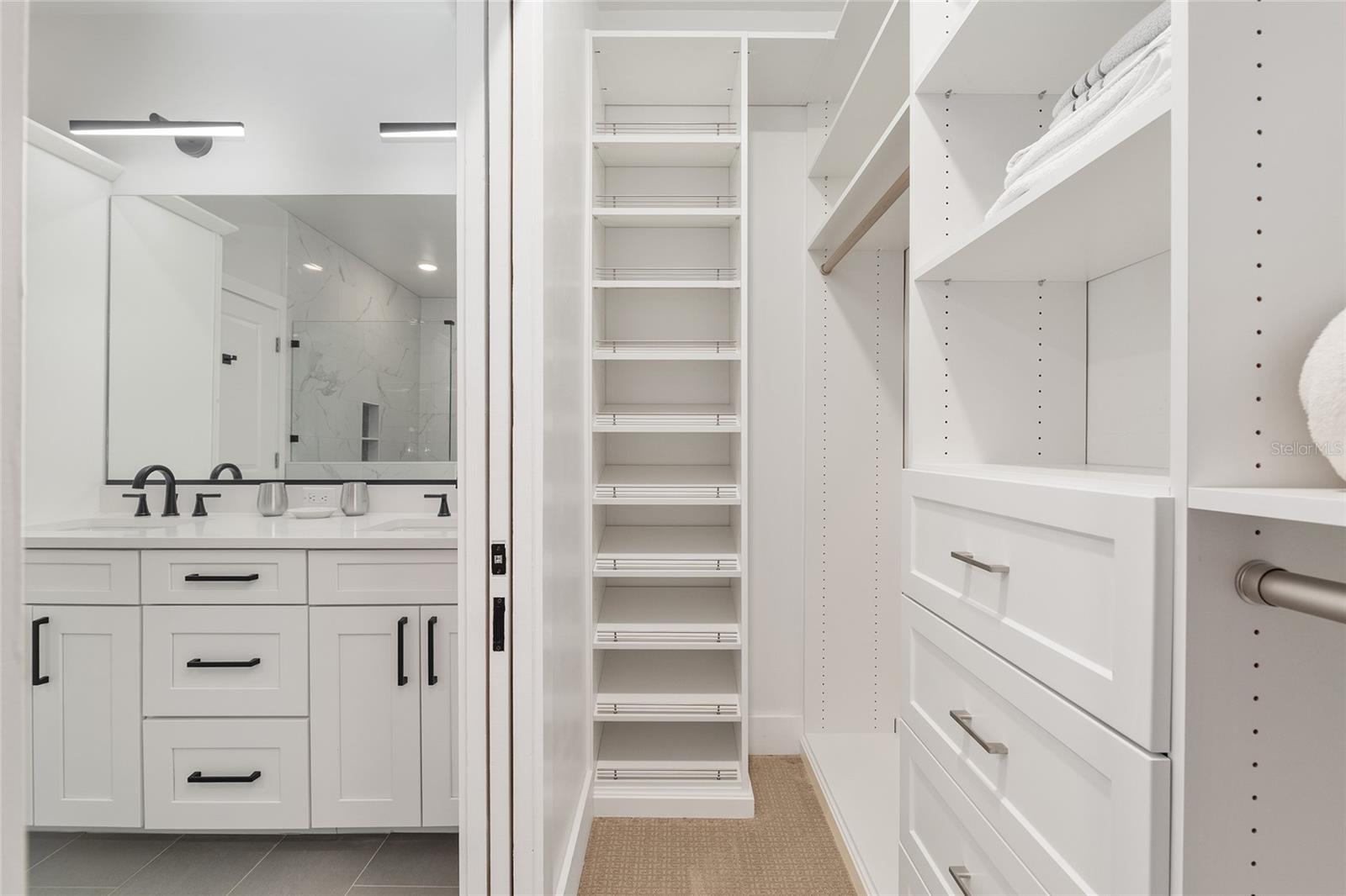 EMERSON CONDOS - Residential