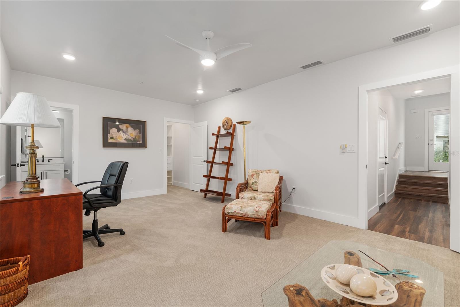 EMERSON CONDOS - Residential