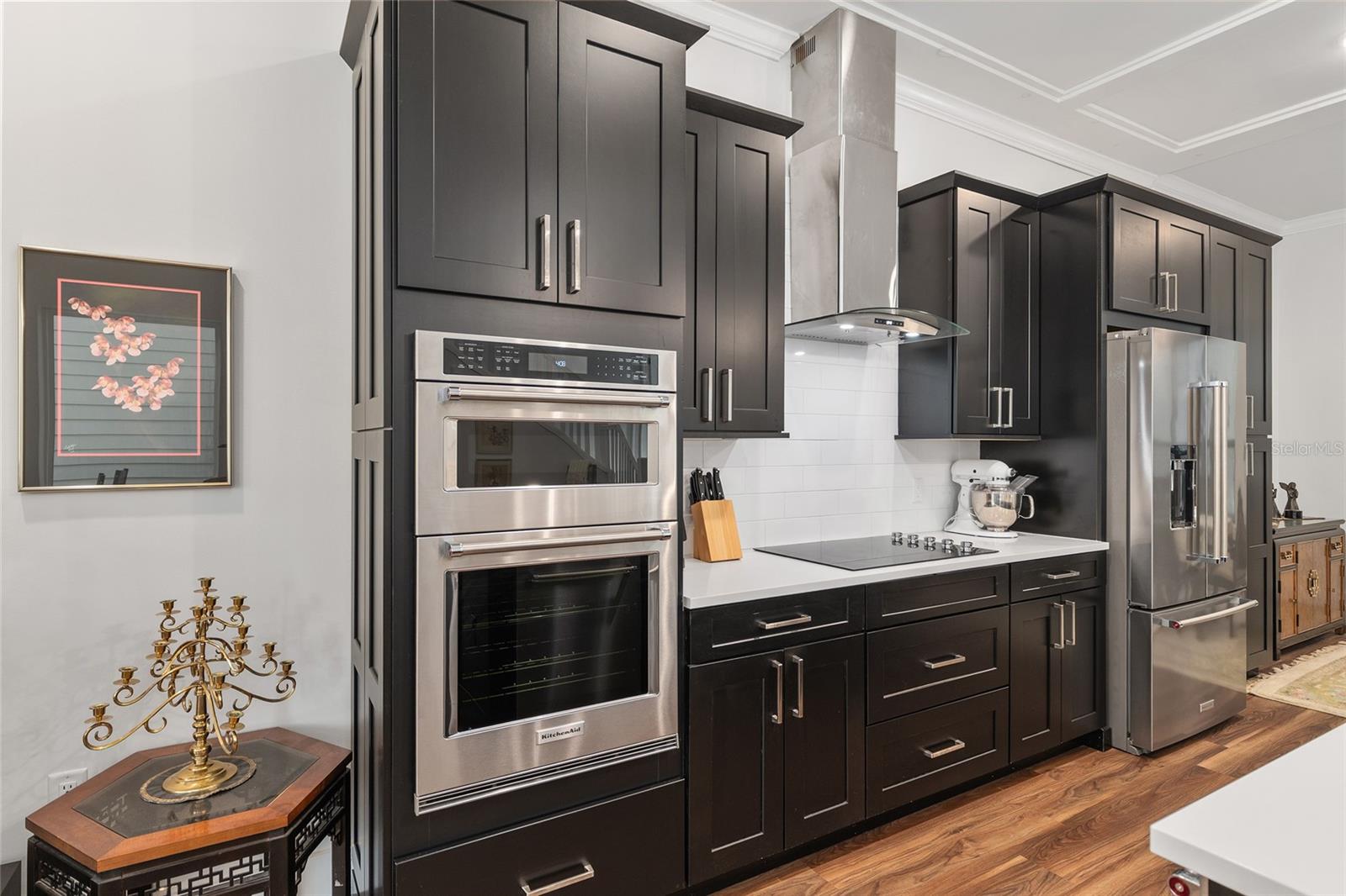 EMERSON CONDOS - Residential