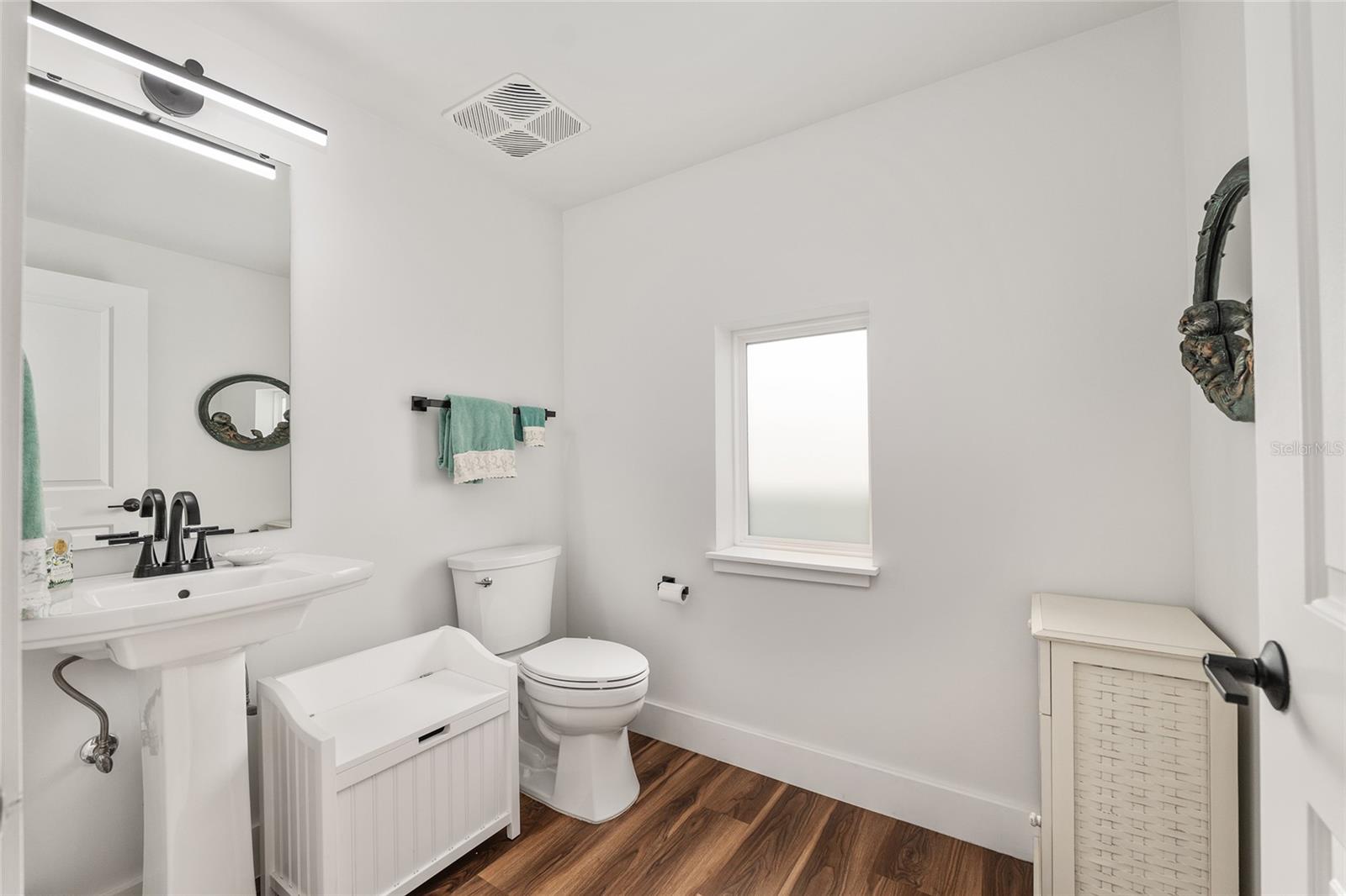 EMERSON CONDOS - Residential