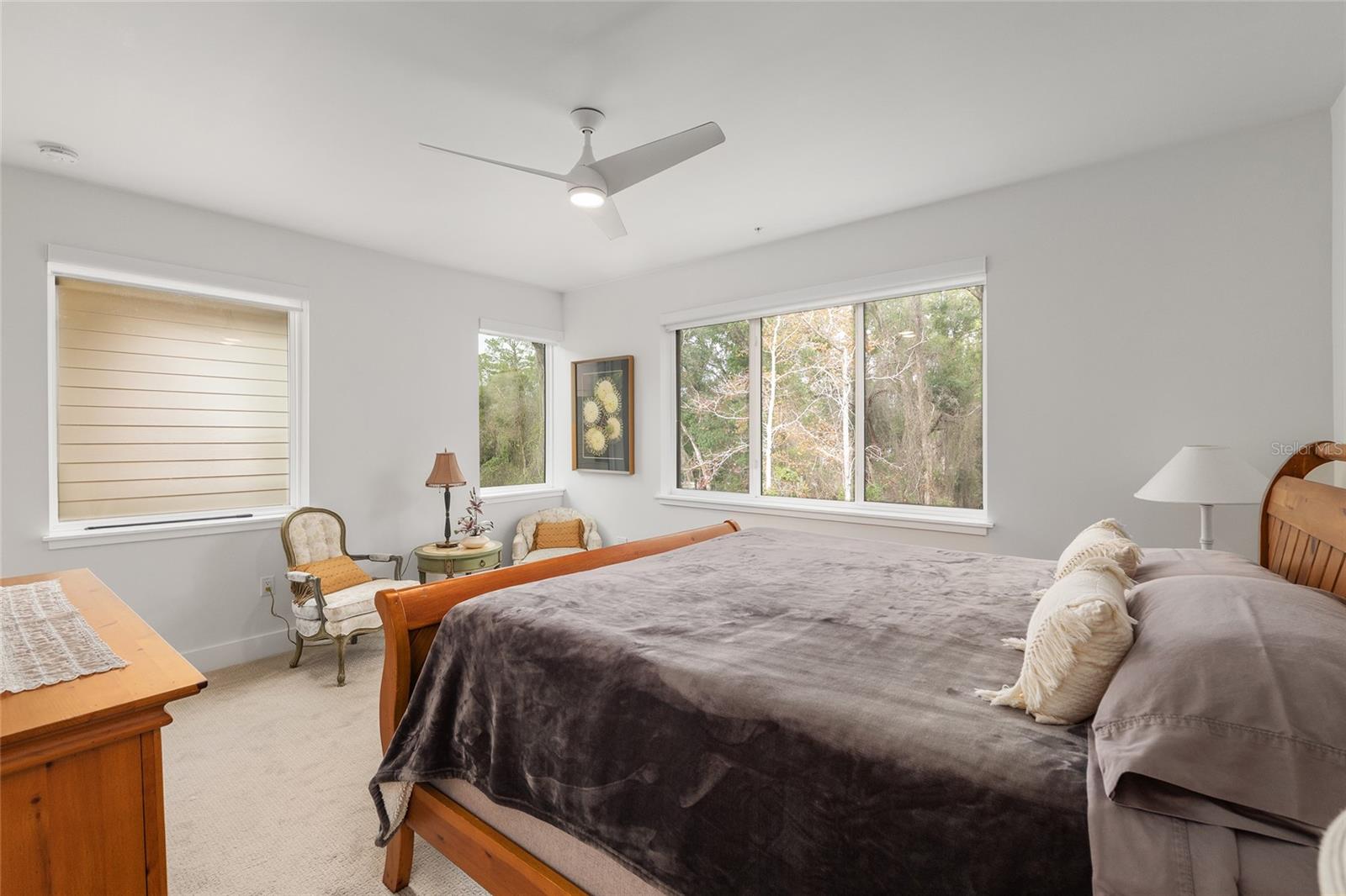 EMERSON CONDOS - Residential