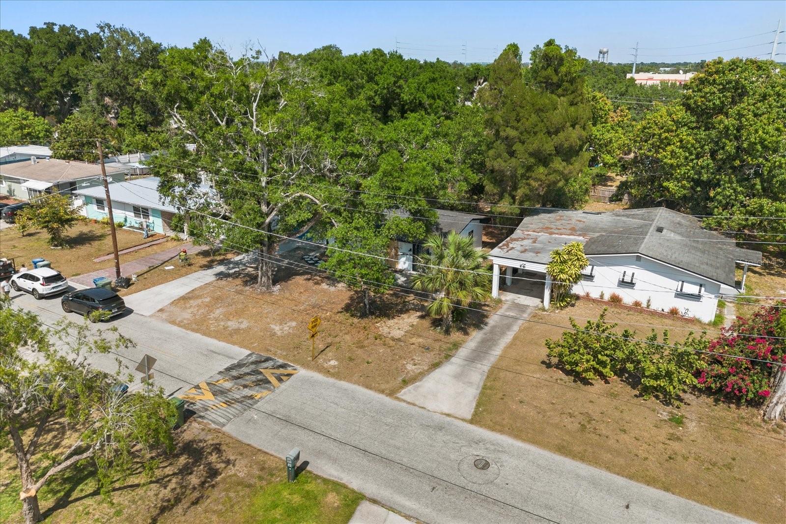 VILLA MANOR - Residential