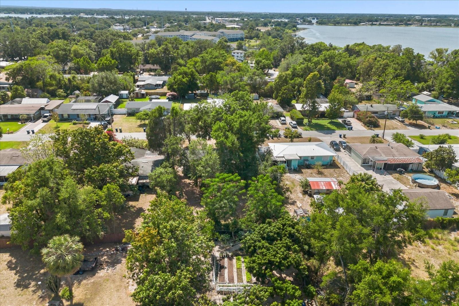 VILLA MANOR - Residential