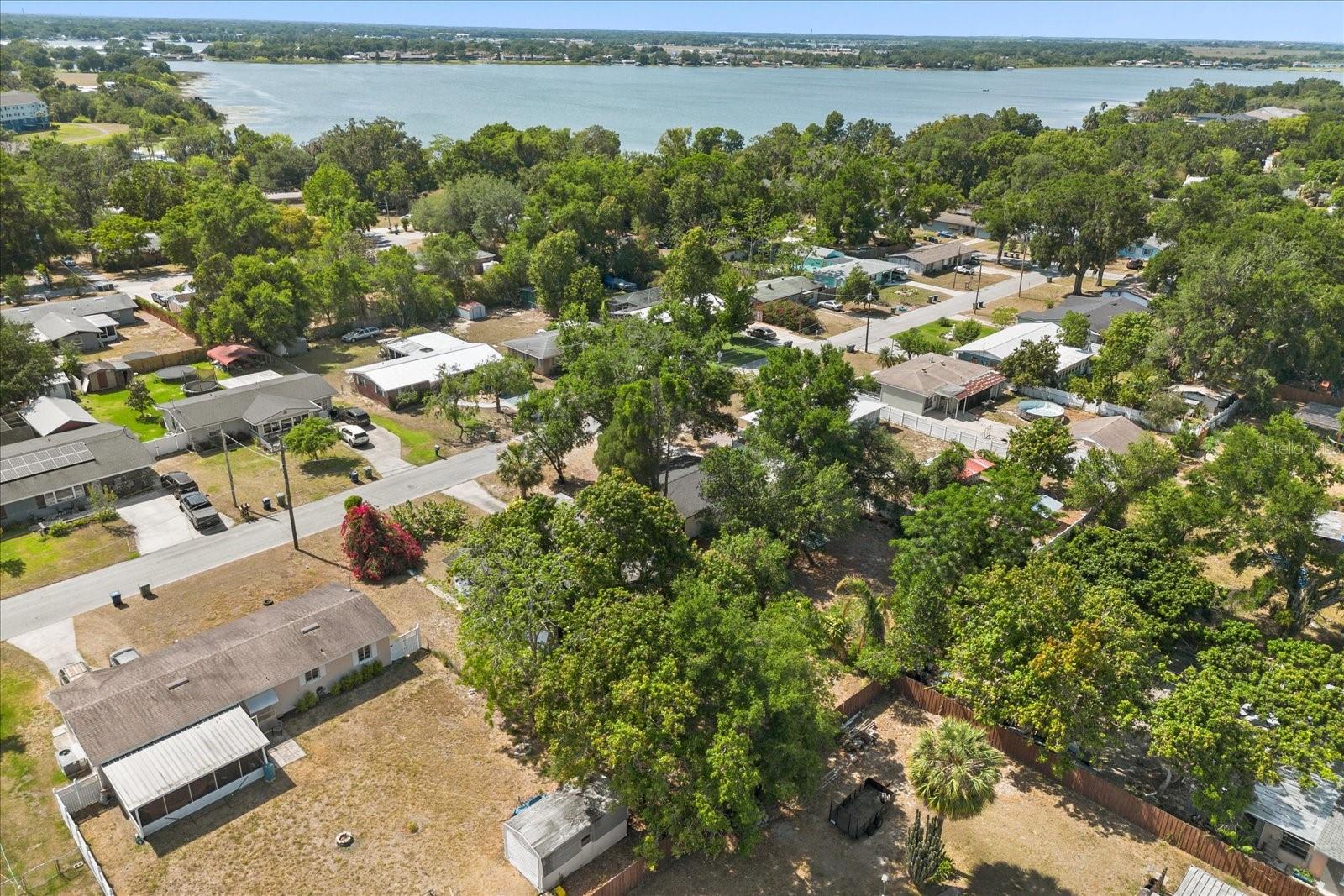 VILLA MANOR - Residential