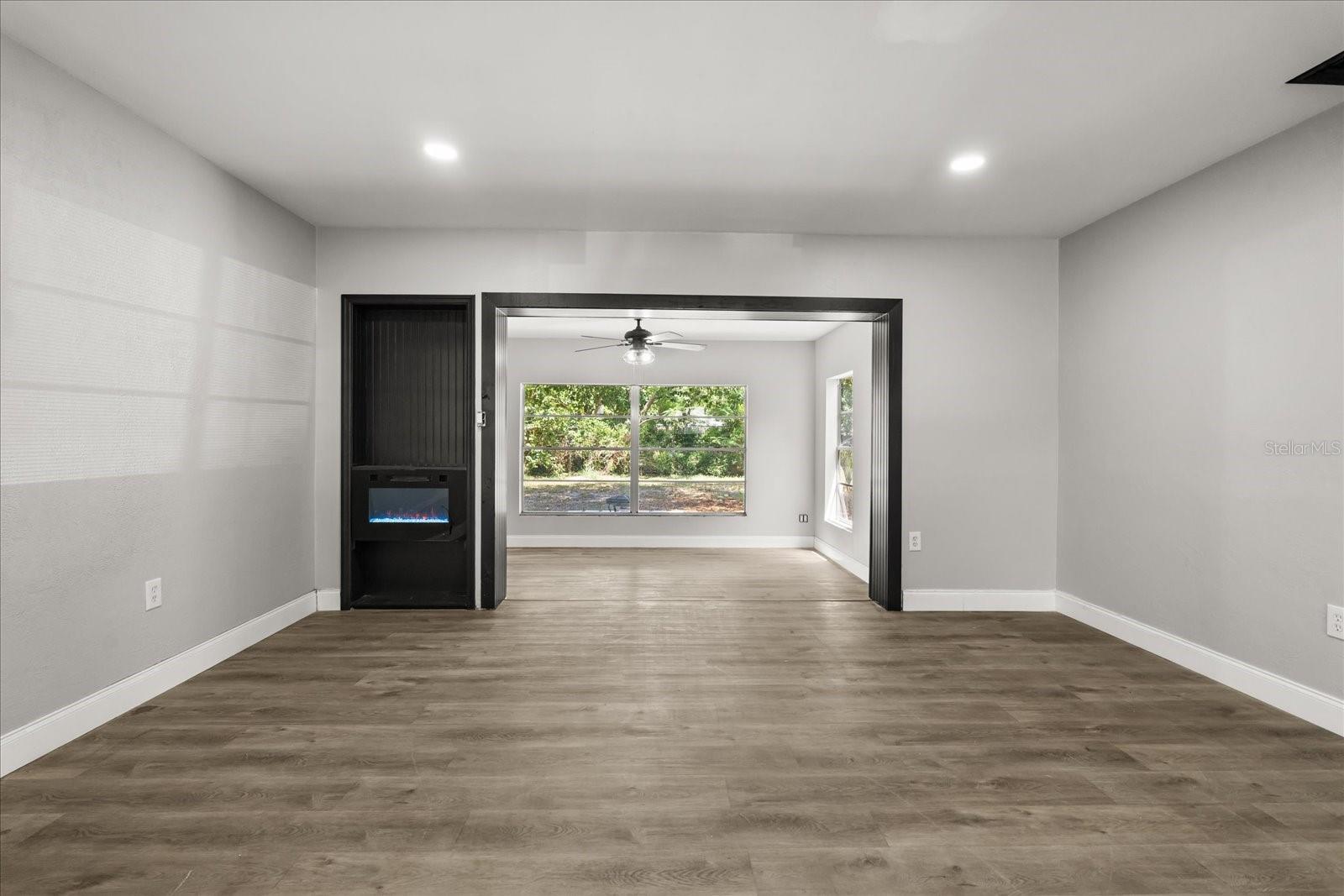 VILLA MANOR - Residential