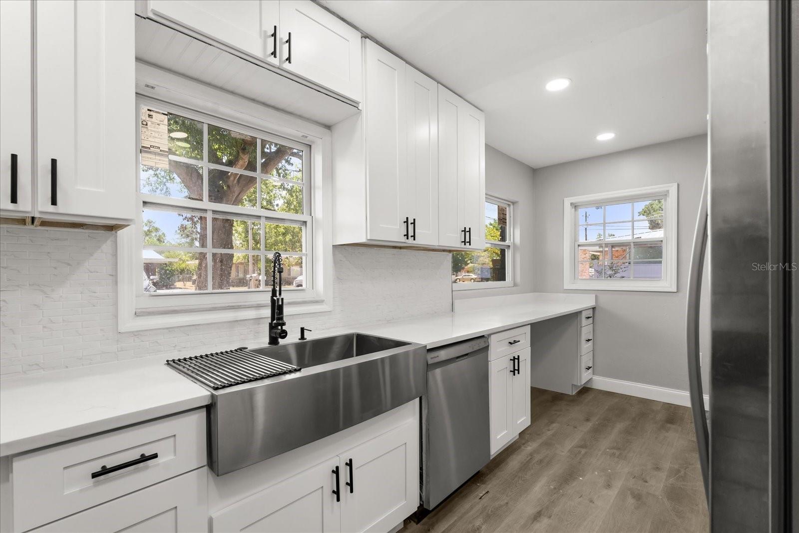 VILLA MANOR - Residential