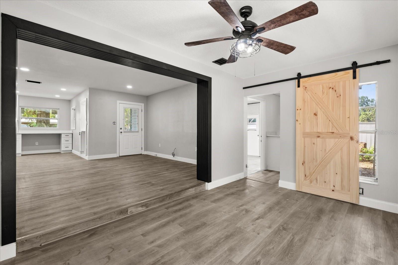 VILLA MANOR - Residential