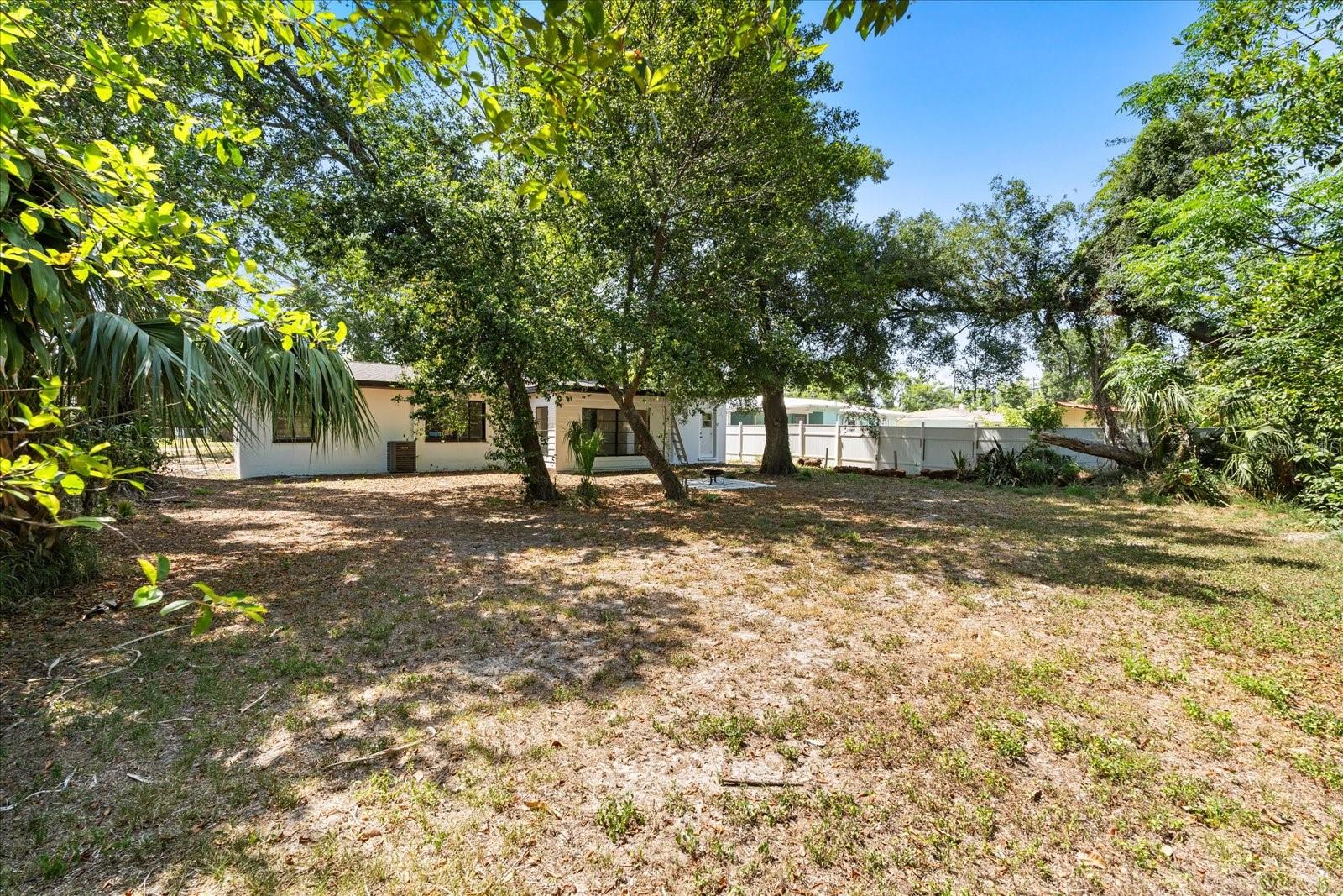 VILLA MANOR - Residential