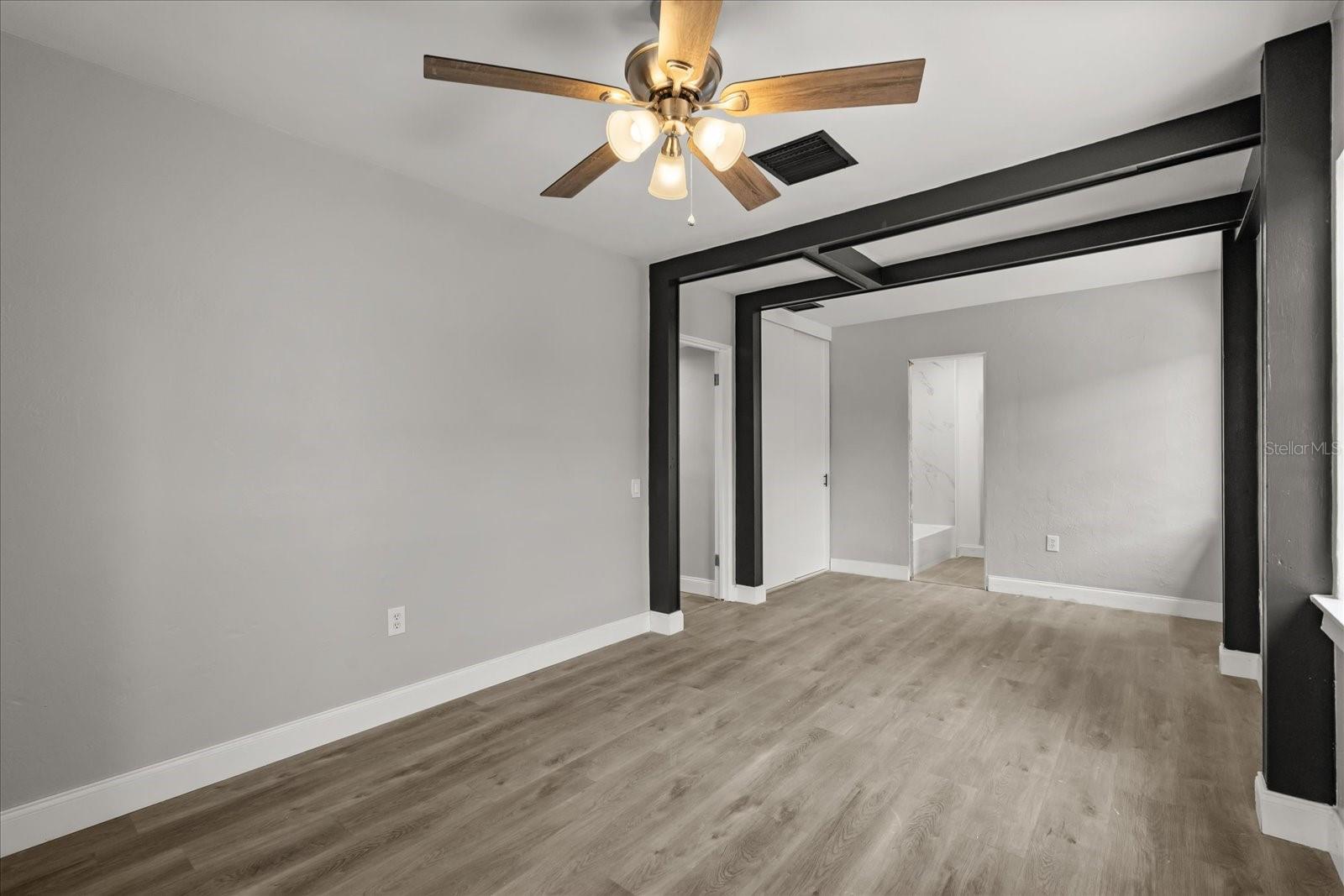 VILLA MANOR - Residential