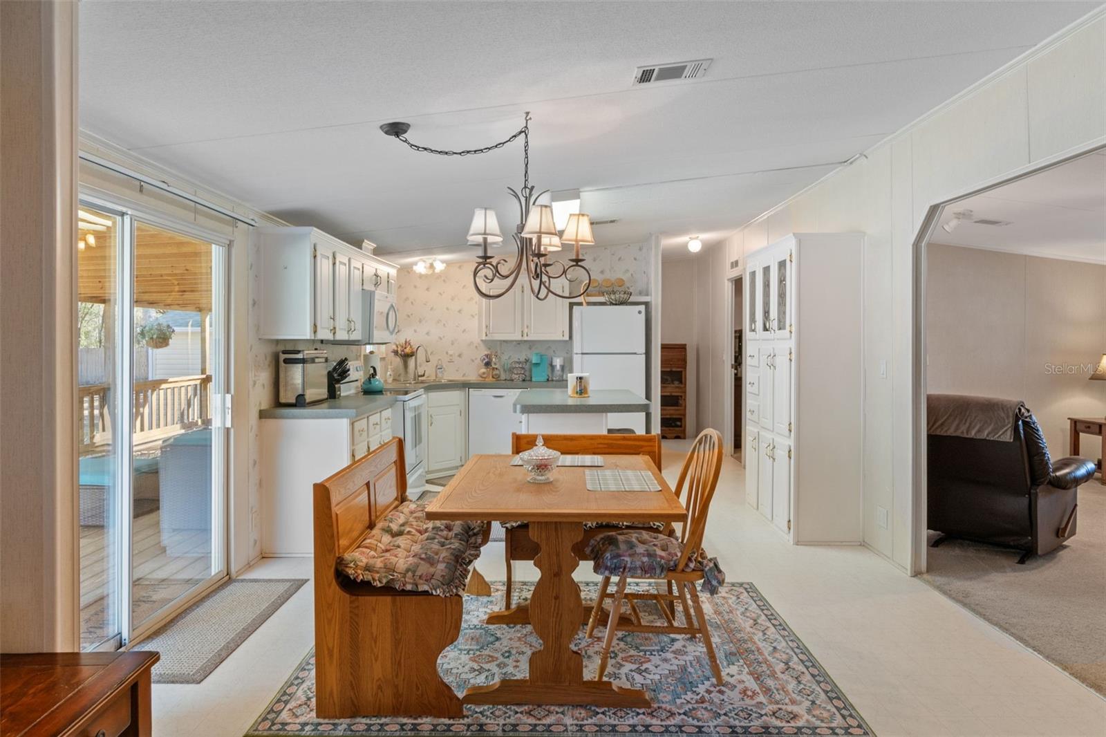 FLORIDA HLNDS - Residential