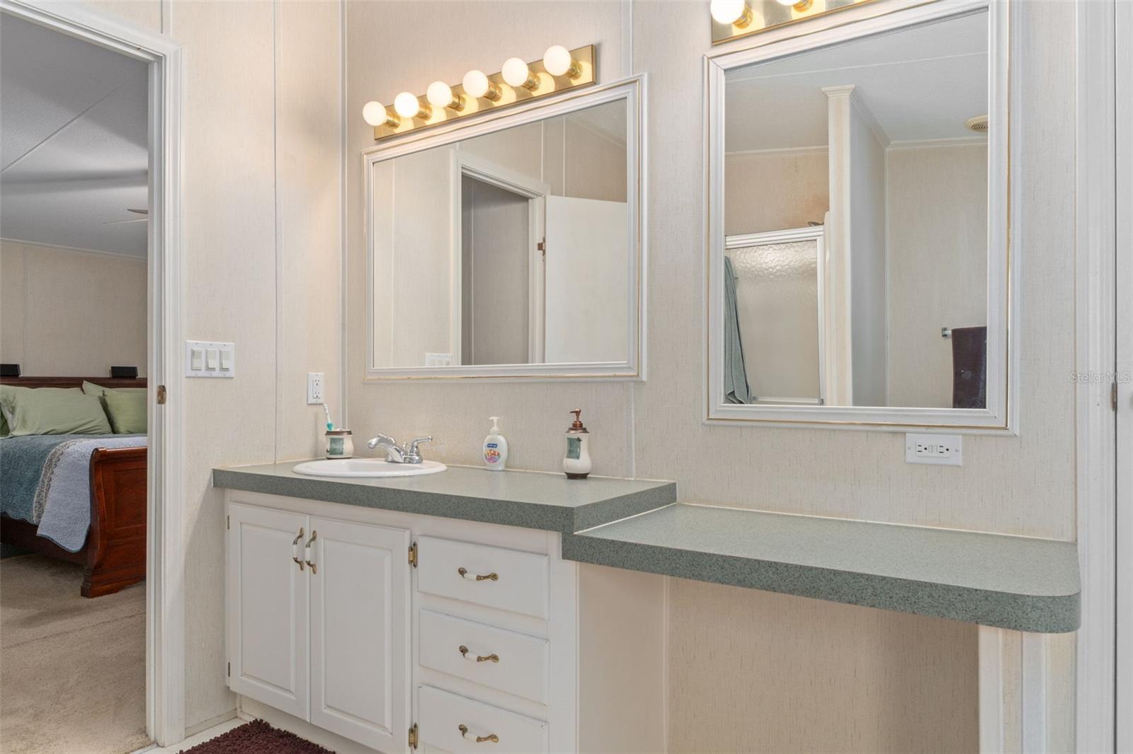 FLORIDA HLNDS - Residential