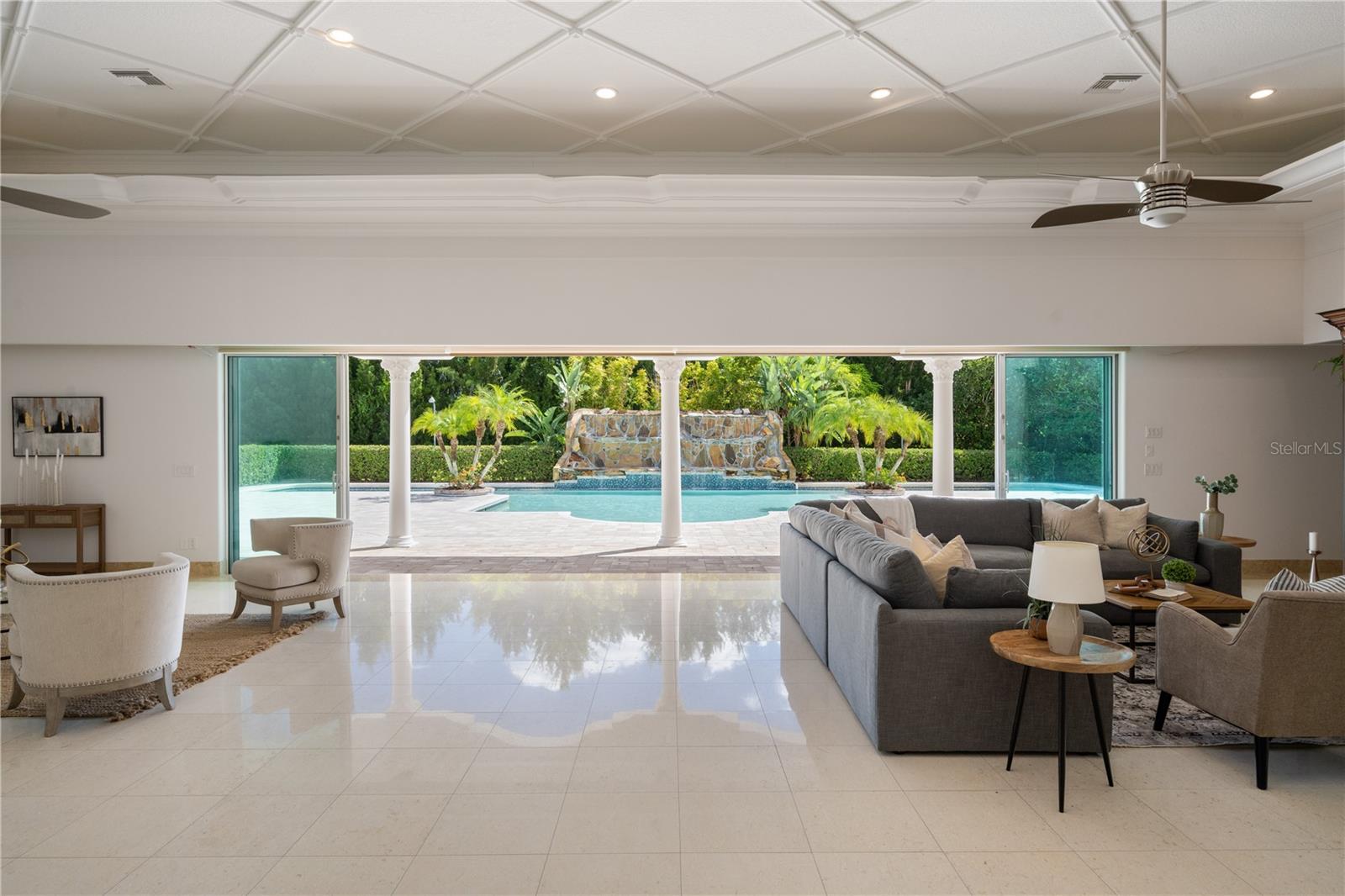 LAKE DOWN CREST - Residential