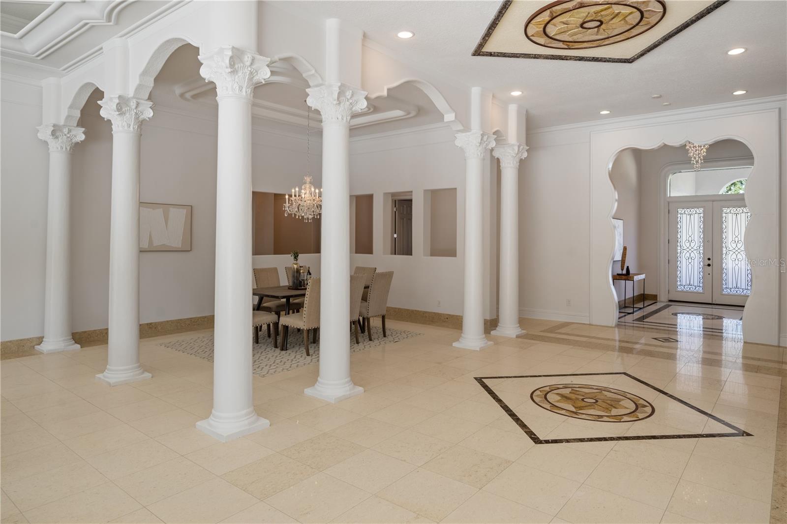 LAKE DOWN CREST - Residential