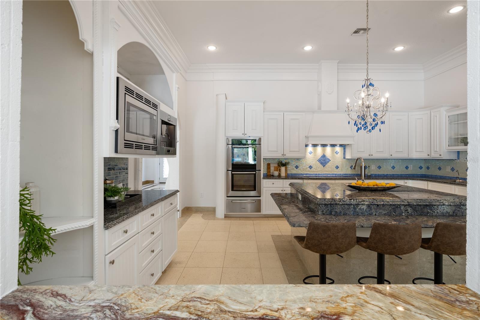 LAKE DOWN CREST - Residential