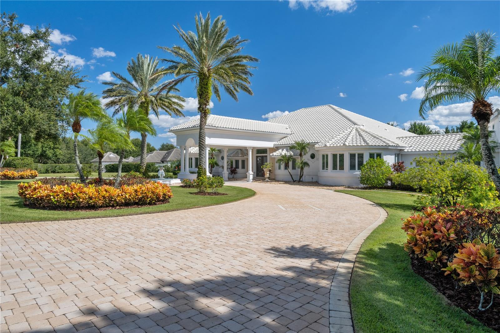 LAKE DOWN CREST - Residential