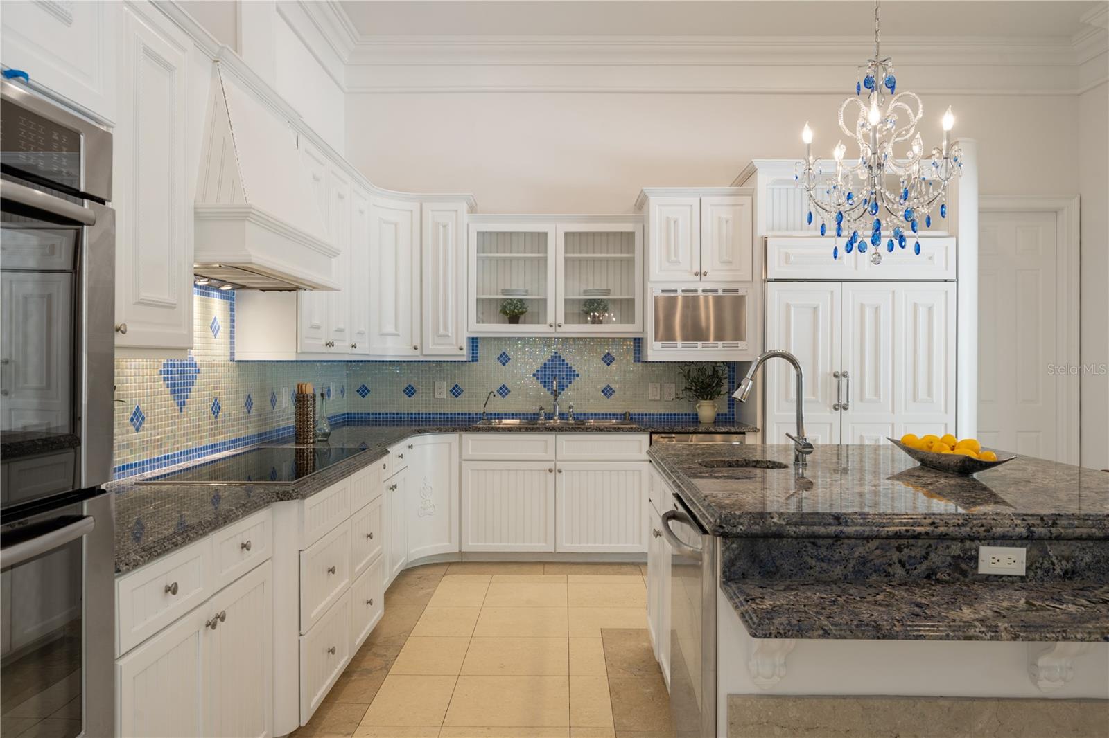 LAKE DOWN CREST - Residential