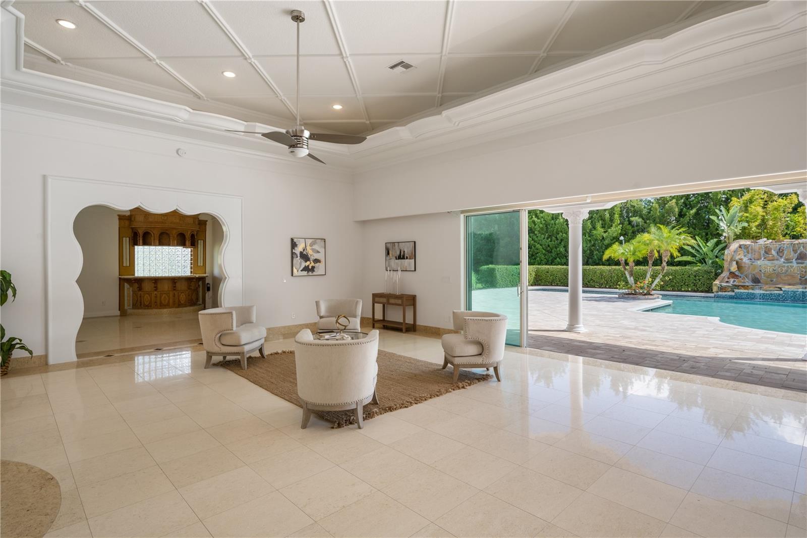 LAKE DOWN CREST - Residential