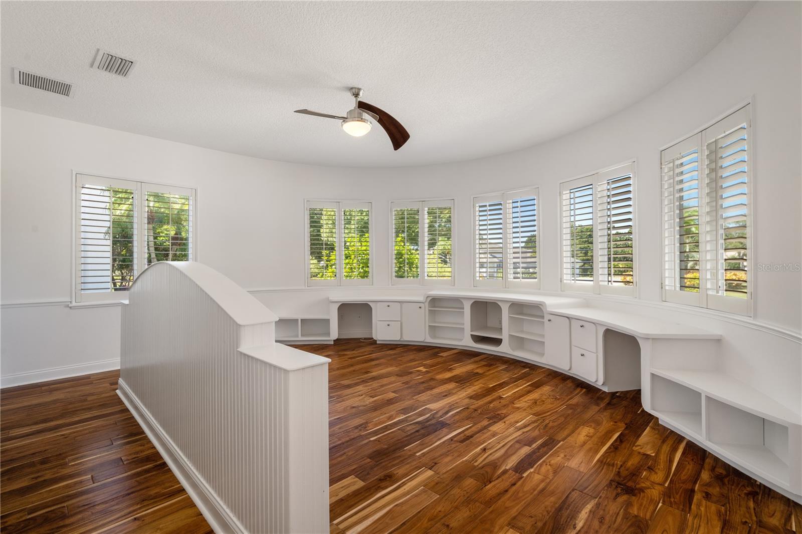 LAKE DOWN CREST - Residential