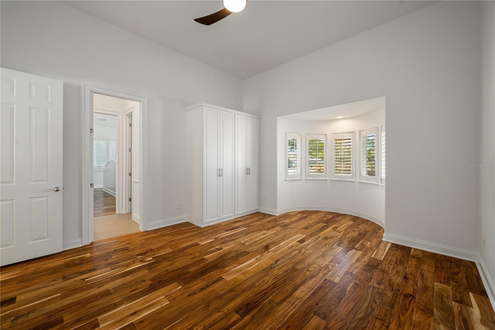 LAKE DOWN CREST - Residential