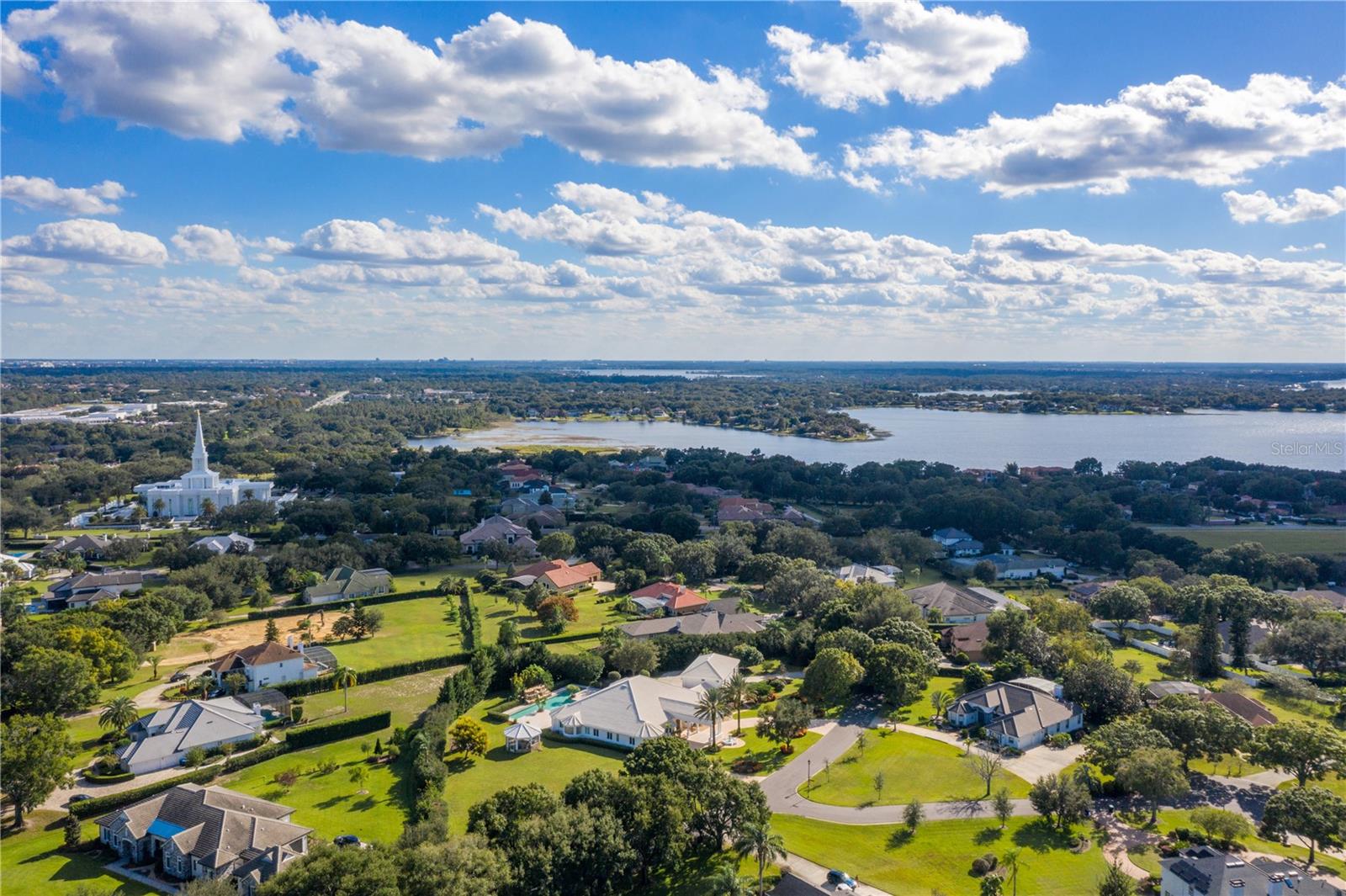 LAKE DOWN CREST - Residential