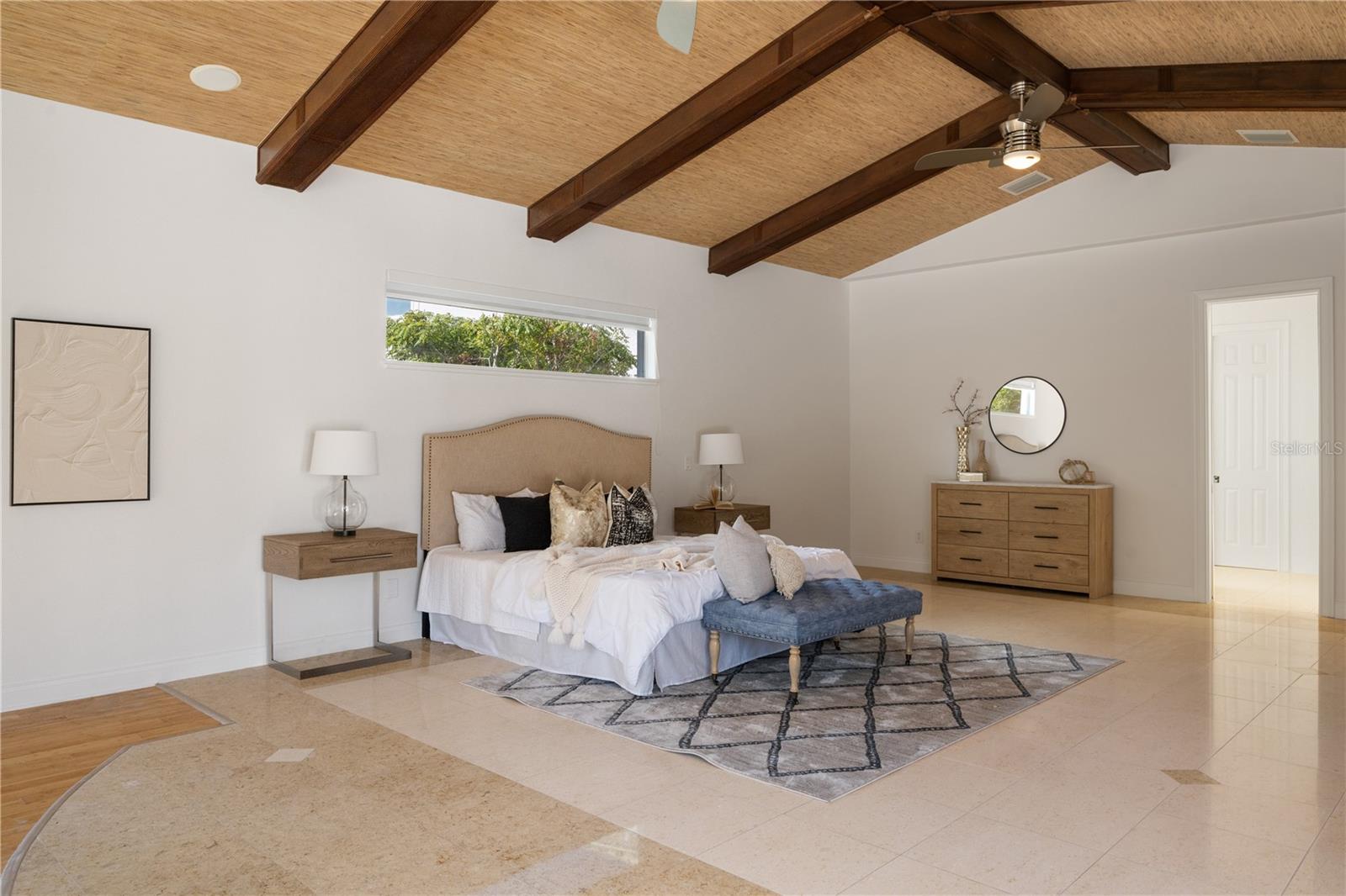 LAKE DOWN CREST - Residential