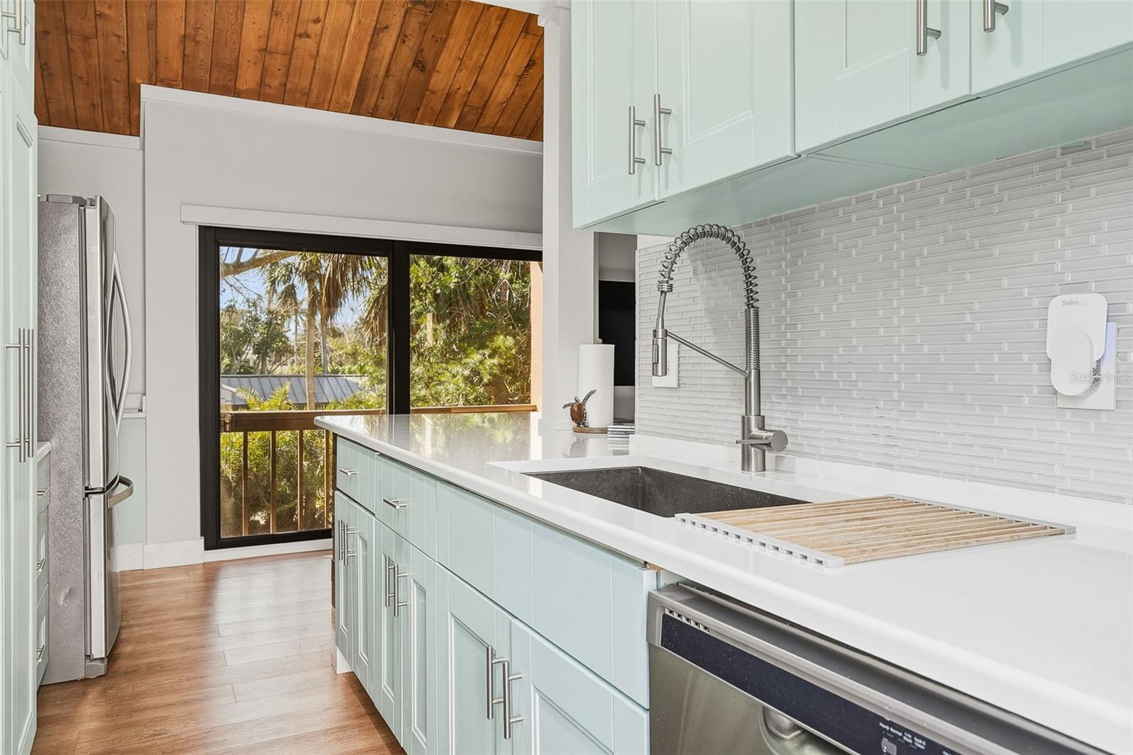 SANDY COVE II - Residential