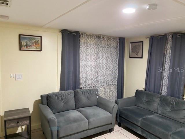 SOUTH HIGHLANDS - Residential