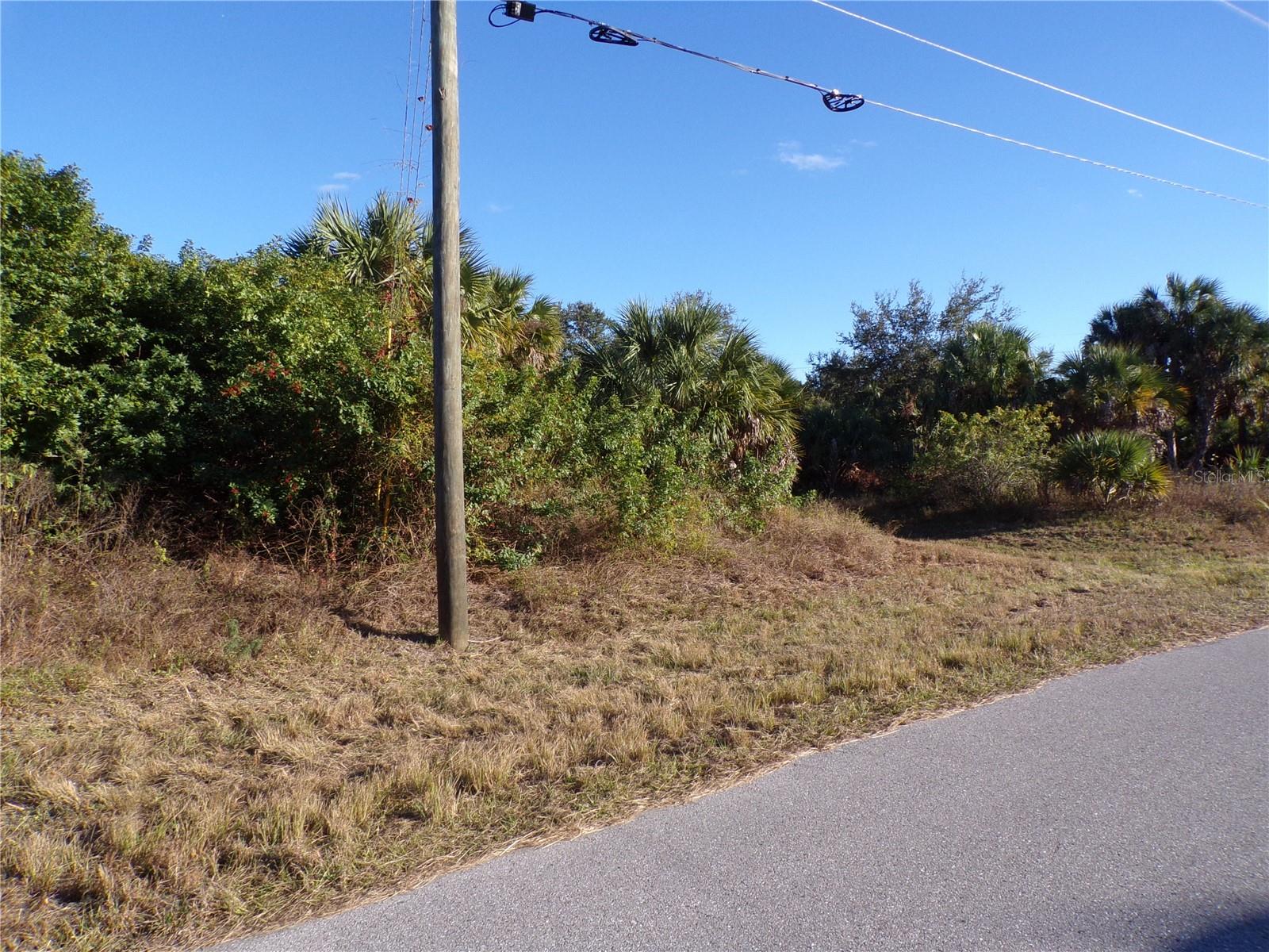 PORT CHARLOTTE SEC 017 - Land