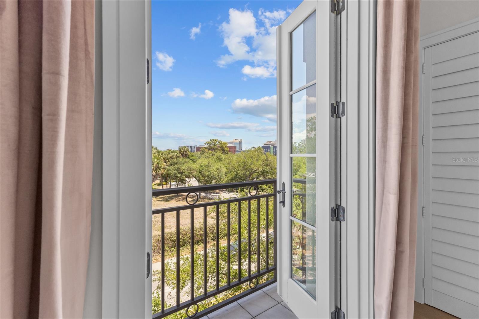 CITRUS SQUARE PH 1 - Residential