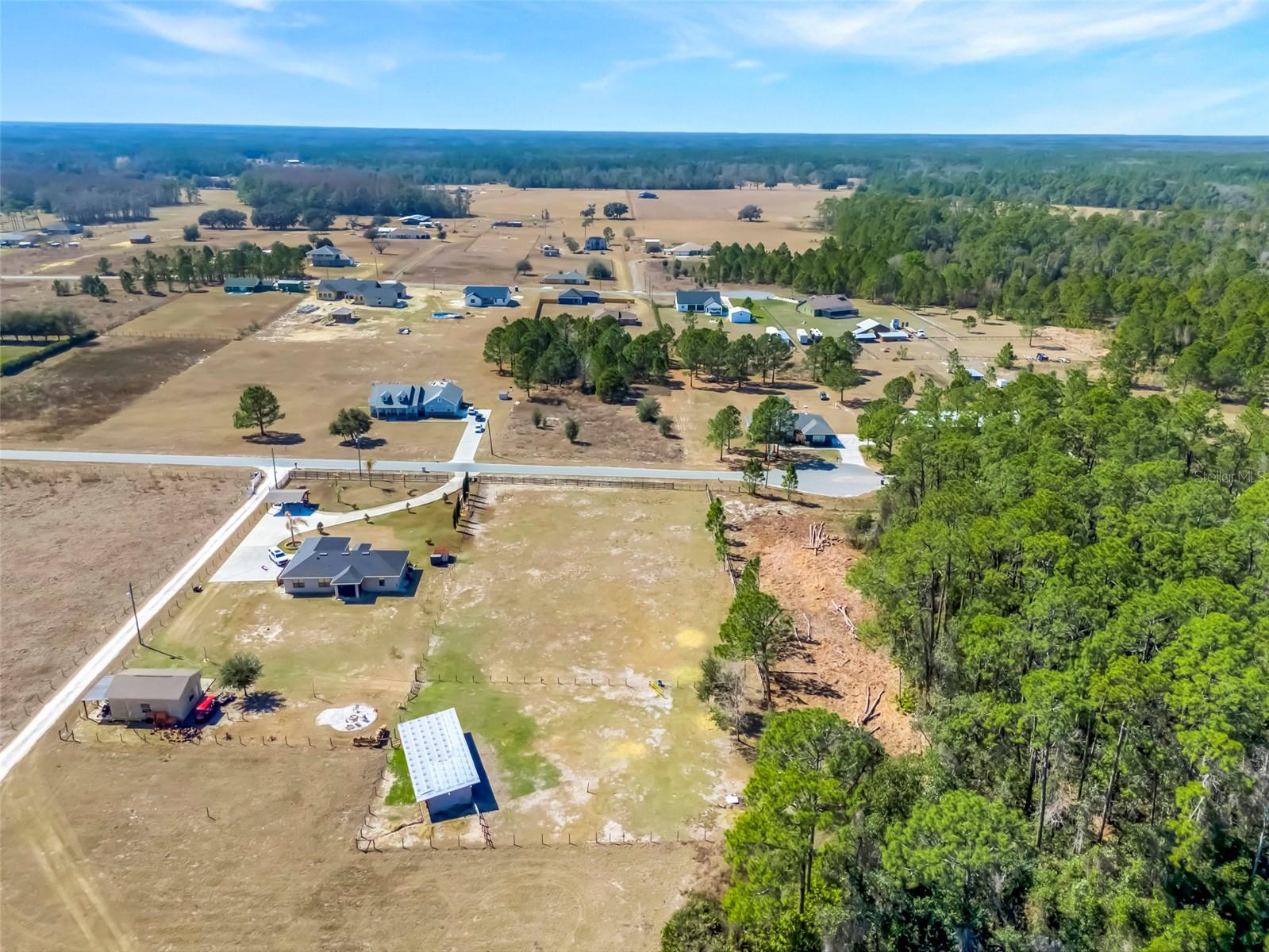 DOUBLE DIAMOND 02 - Land