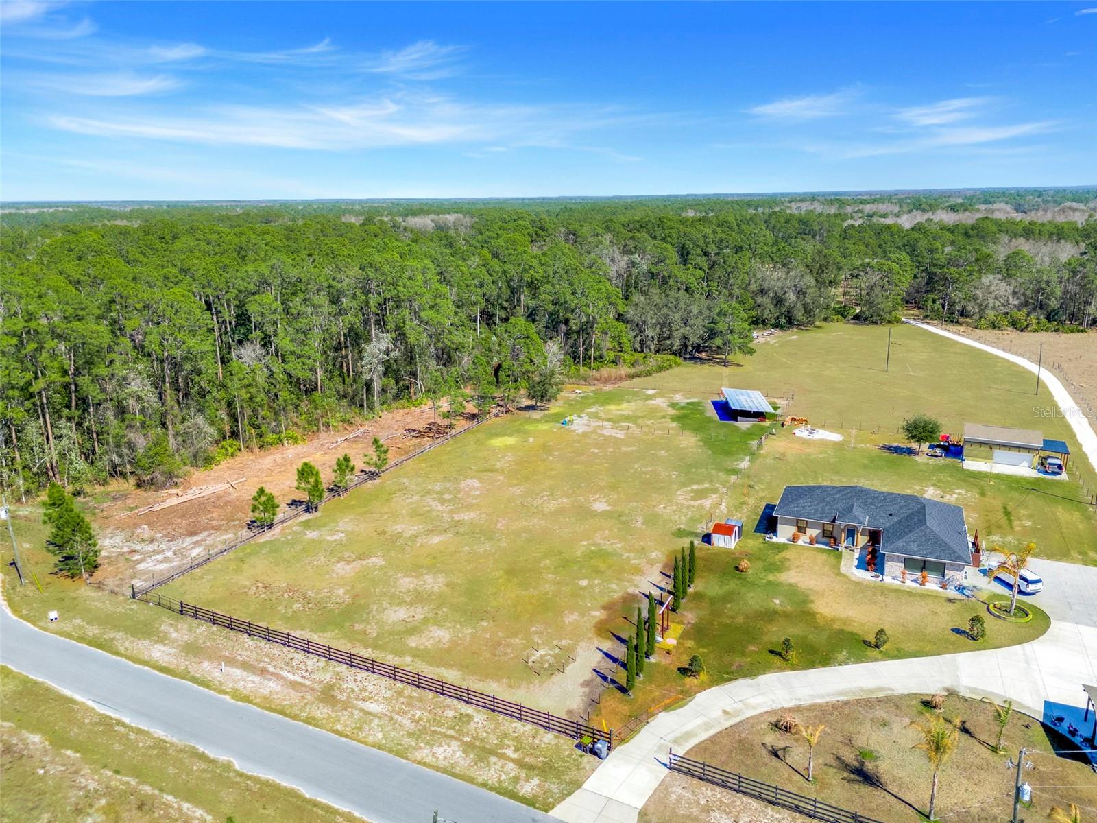 DOUBLE DIAMOND 02 - Land