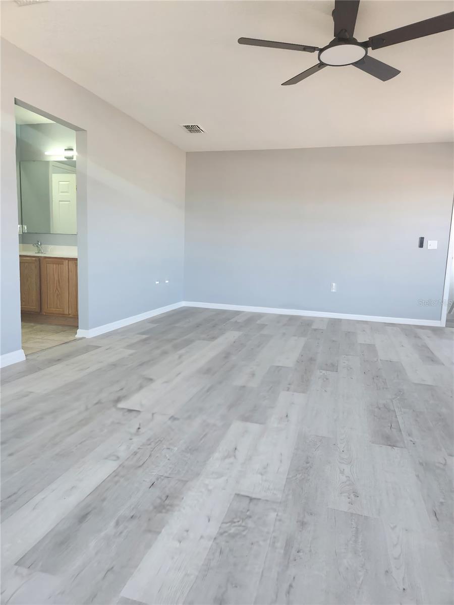 VENETIAN AT BAY PARK - Residential