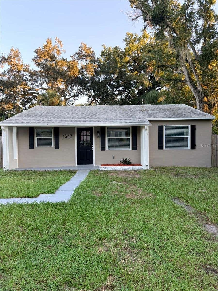 Photo of 1217 E Norfolk Street, Tampa, FL 33604 (MLS # TB8542799)
