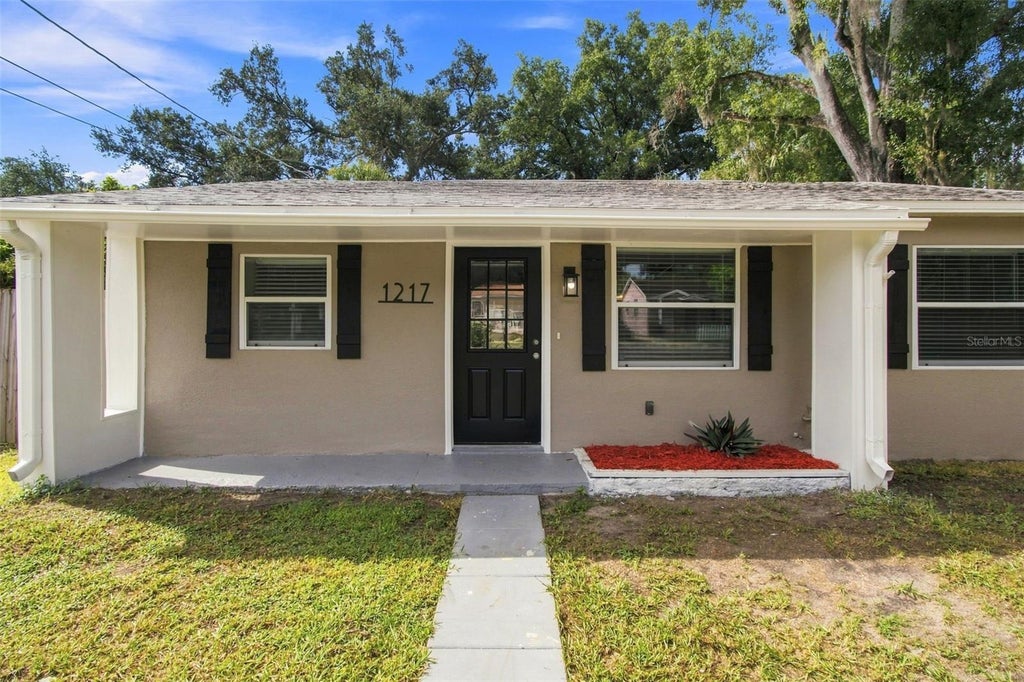 Photo of 1217 E Norfolk Street, Tampa, FL 33604 (MLS # TB8542799)