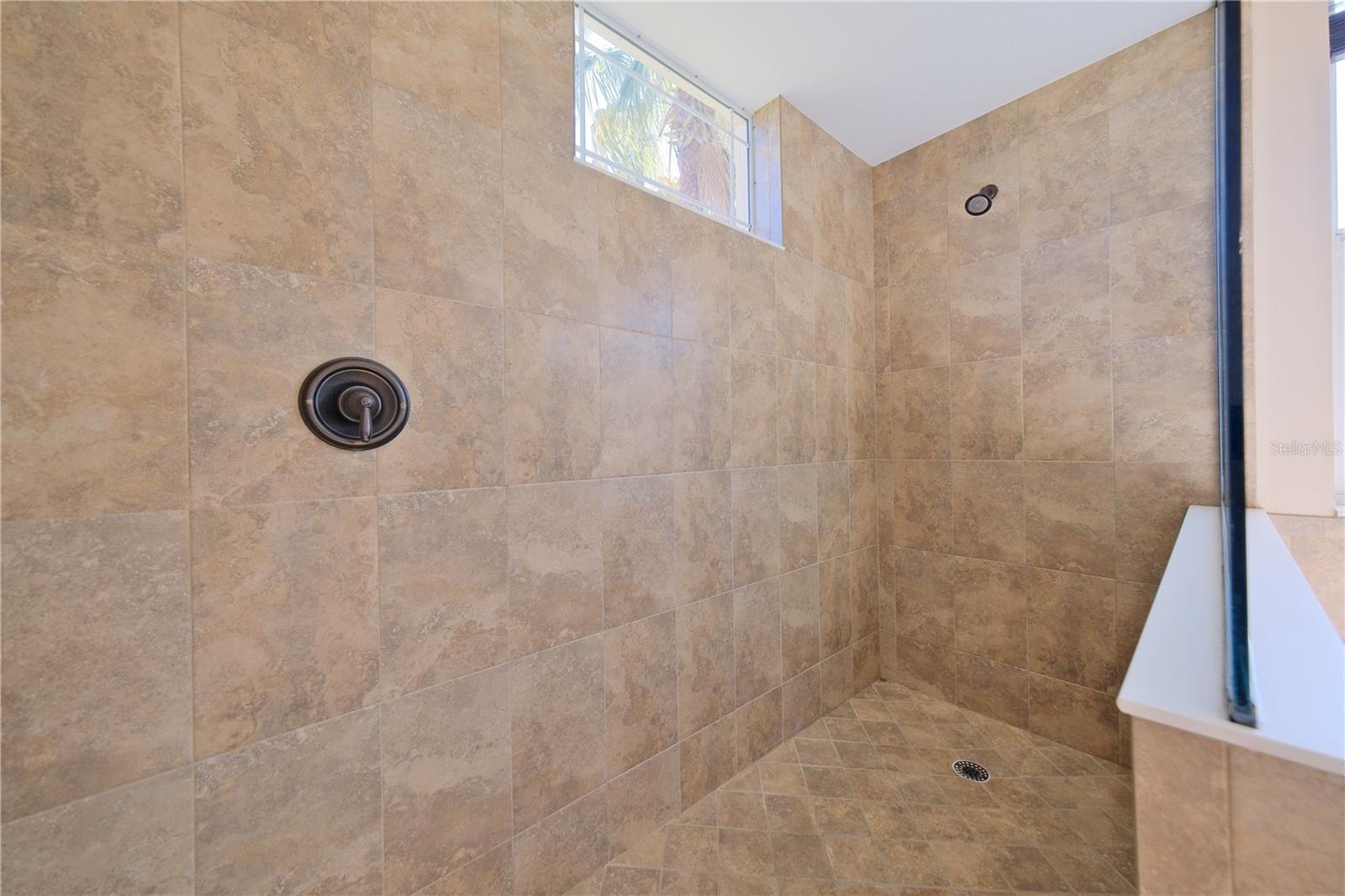 TWIN RIVERS PH IV - Residential