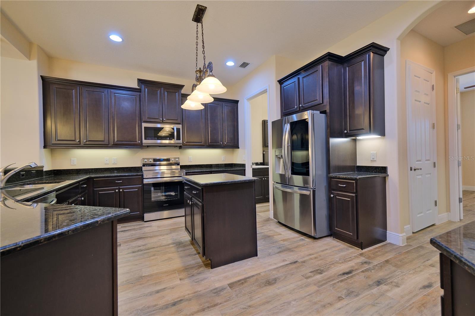 TWIN RIVERS PH IV - Residential